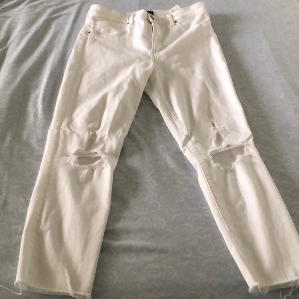 White Abercrombie pants